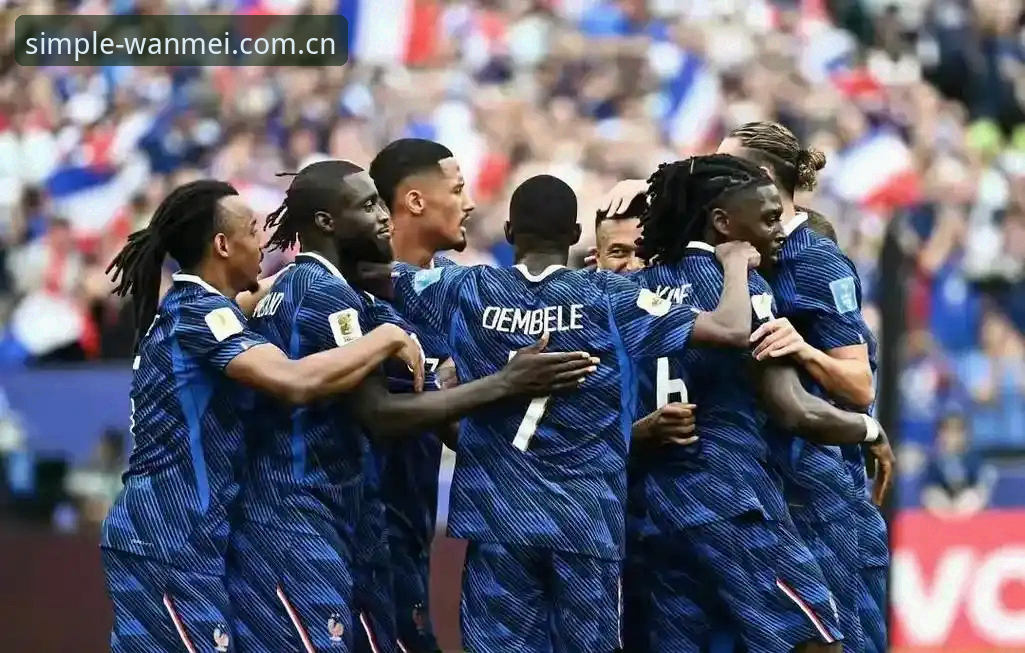 法国3-0伊拉克提前出线，姆巴佩里程碑之夜追平克洛泽——费城雷暴中断2小时11分现场亲历记